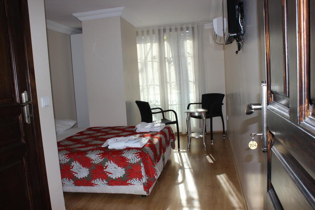 My Way Terrace Hotel جزر الأمراء الغرفة الصورة